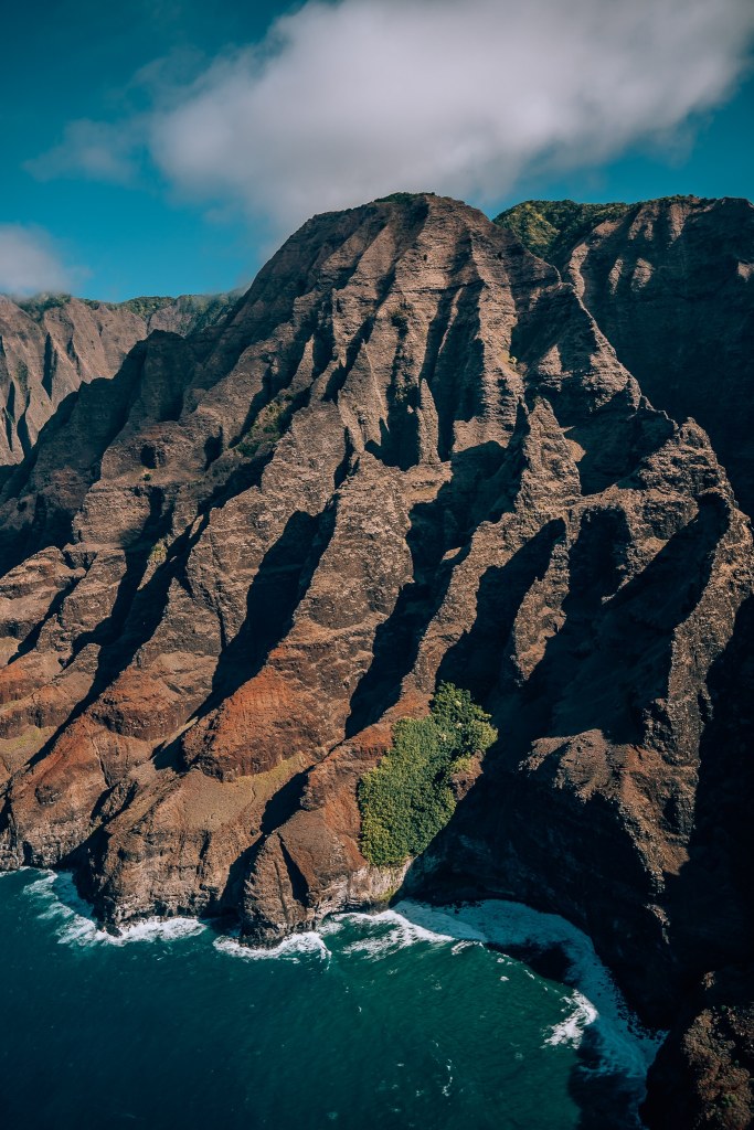 Picture of the NaPali coastline from a helicopter