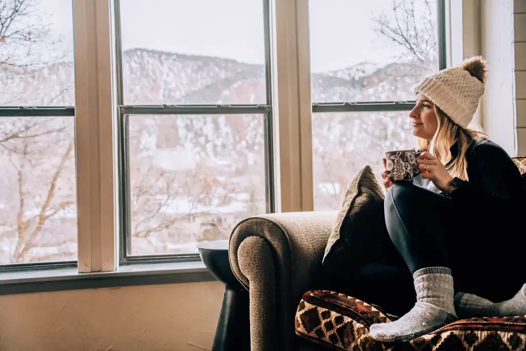 5 Bougie Things I Always Pack in My Carry-On